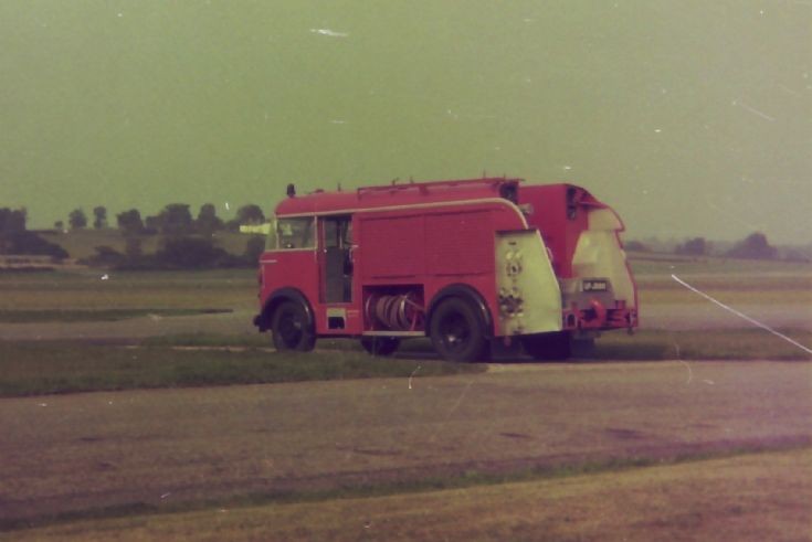Exeter Fire Rescue Engine Exeter Fire Brigade Bedford Miles UFJ888